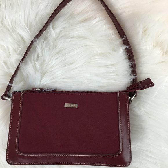 Nine West Handbags - Nine West small red purse